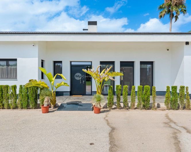 Image No.3-5 Bed Villa for sale