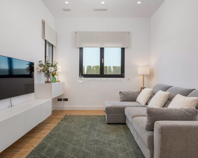 Image No.36-5 Bed Villa for sale