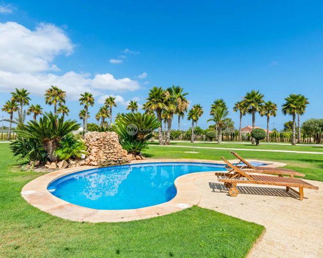 Image No.49-5 Bed Villa for sale