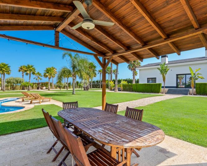 Image No.6-5 Bed Villa for sale