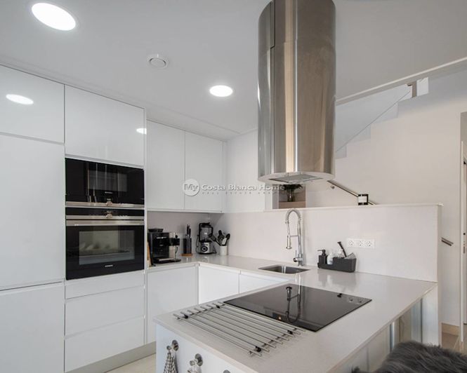 Image No.2-3 Bed Villa for sale