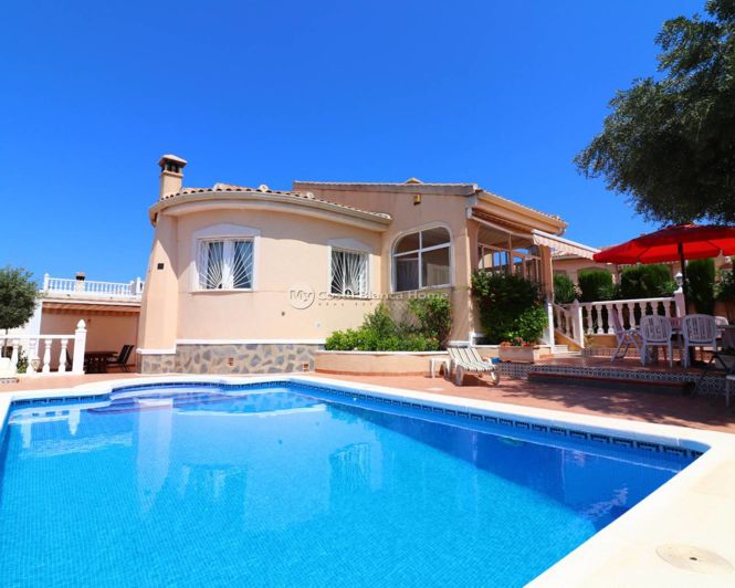 Image No.1-Villa de 3 chambres à vendre à Benimar