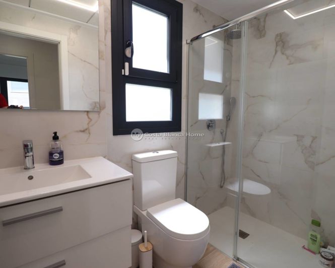 Image No.10-Appartement de 2 chambres à vendre à Orihuela Costa