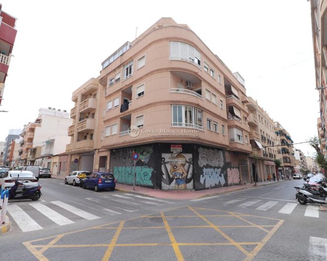 Image No.1-Appartement de 3 chambres à vendre à Torrevieja