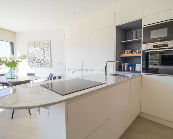 Image No.12-3 Bed Apartment for sale