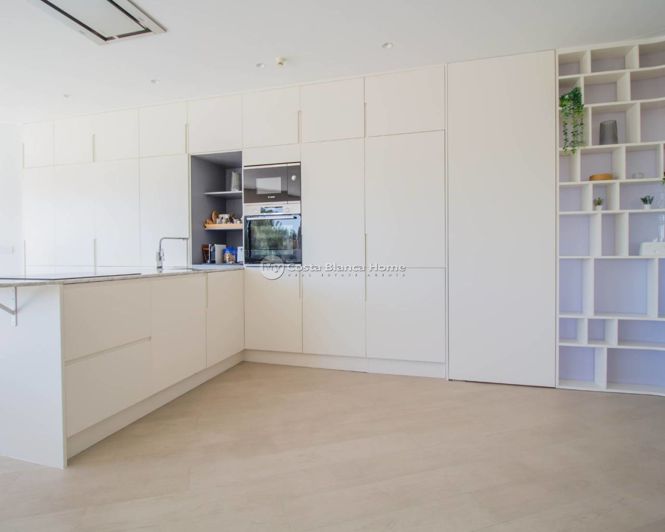 Image No.13-3 Bed Apartment for sale