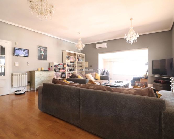 Image No.13-6 Bed Country House for sale