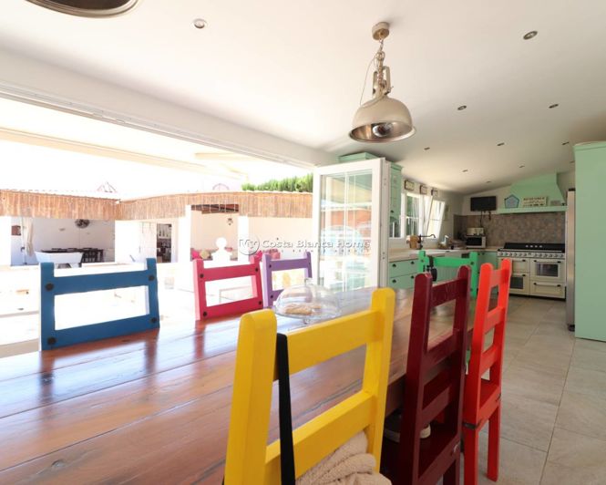 Image No.12-6 Bed Country House for sale