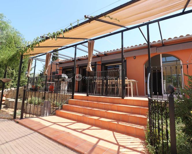 Image No.39-7 Bed Country House for sale