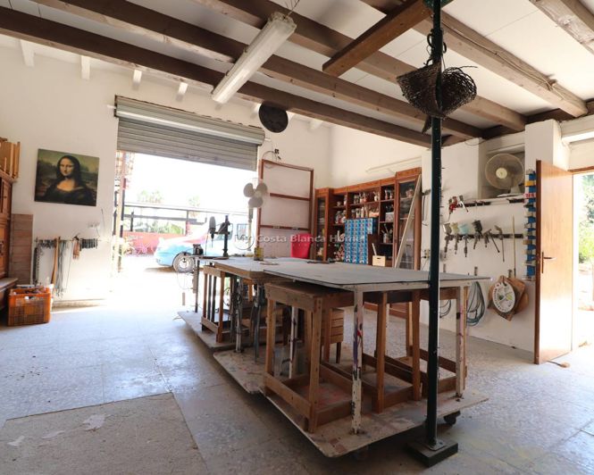 Image No.46-7 Bed Country House for sale