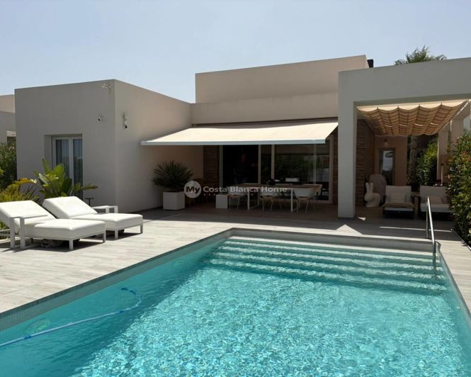 Image No.1-2 Bed Villa for sale