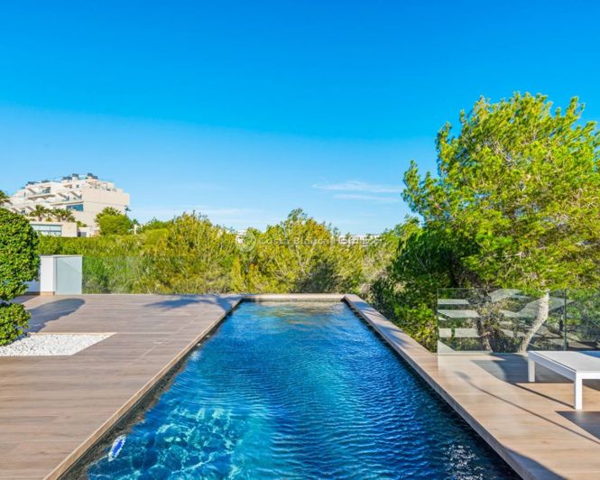 Image No.11-4 Bed Villa for sale