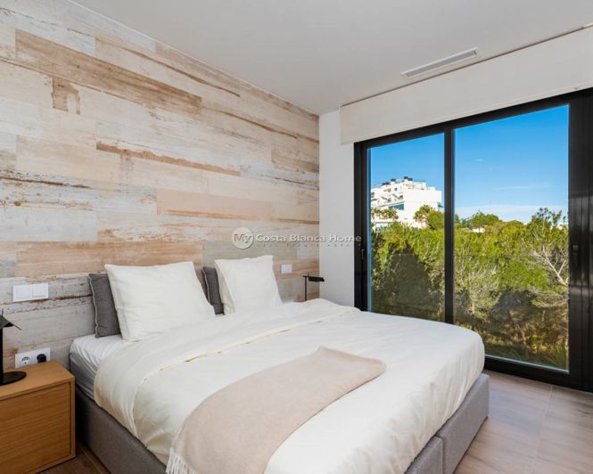 Image No.24-4 Bed Villa for sale