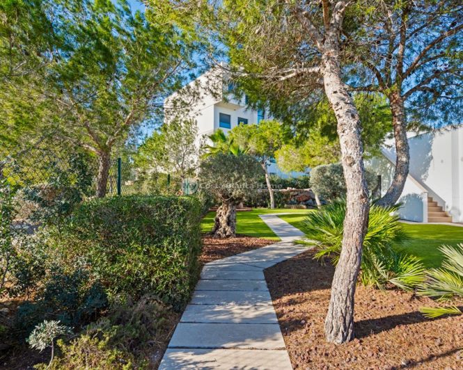 Image No.7-4 Bed Villa for sale