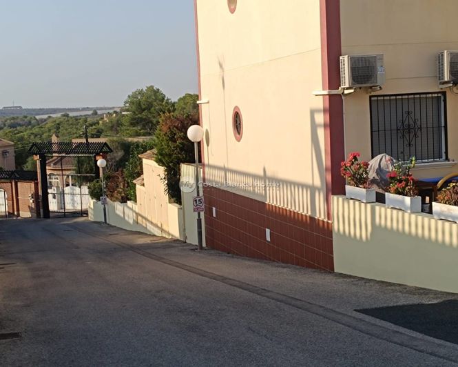 Image No.48-2 Bed Apartment for sale