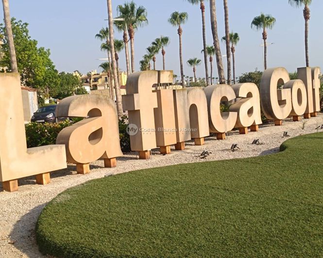 Image No.50-2 Bed Apartment for sale