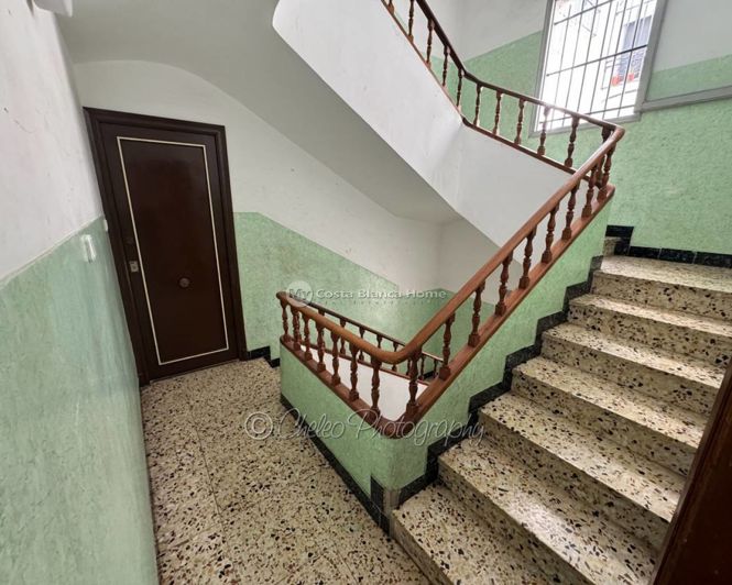 Image No.12-3 Bed Apartment for sale