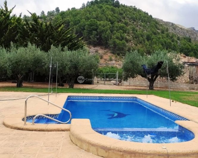 Image No.1-2 Bed Property for sale