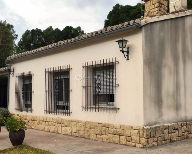 Image No.3-Villa de 3 chambres à vendre à Cocentaina