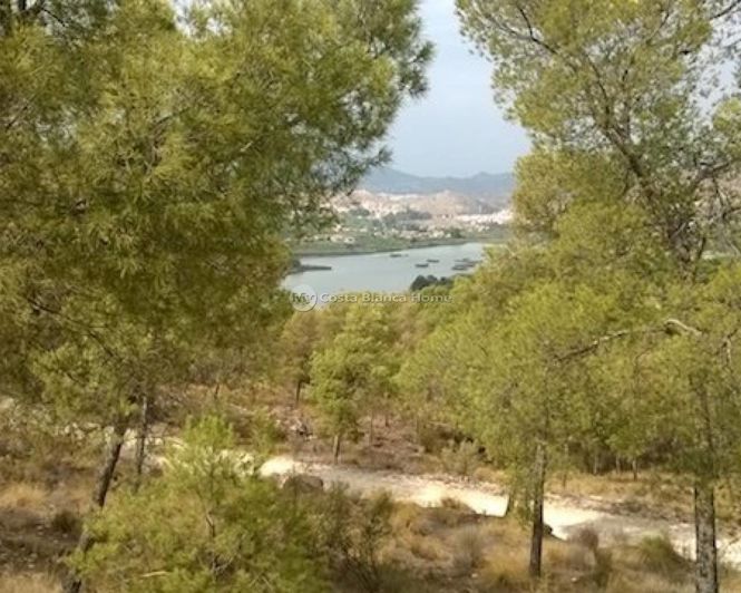 Image No.26-4 Bed Semi-Detached for sale