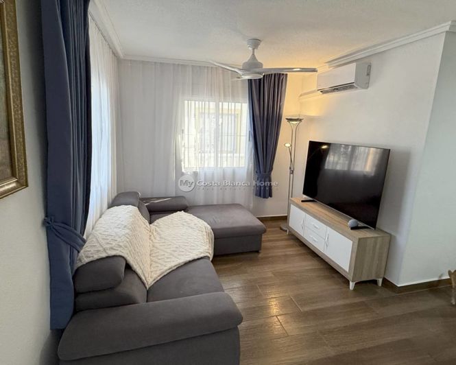 Image No.2-Maison de 2 chambres à vendre à Orihuela Costa