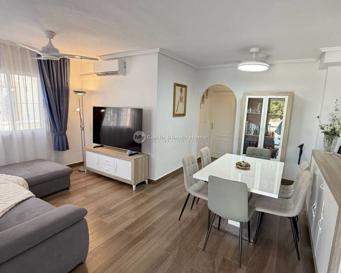 Image No.3-Maison de 2 chambres à vendre à Orihuela Costa