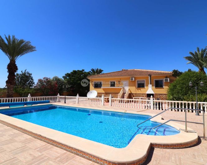 Image No.1-3 Bed Country House for sale