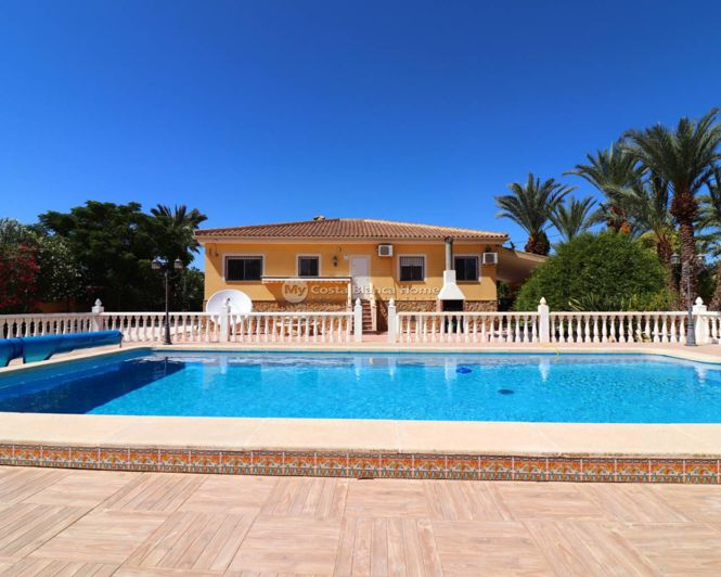 Image No.25-3 Bed Country House for sale