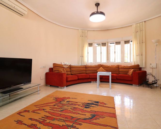 Image No.8-3 Bed Country House for sale