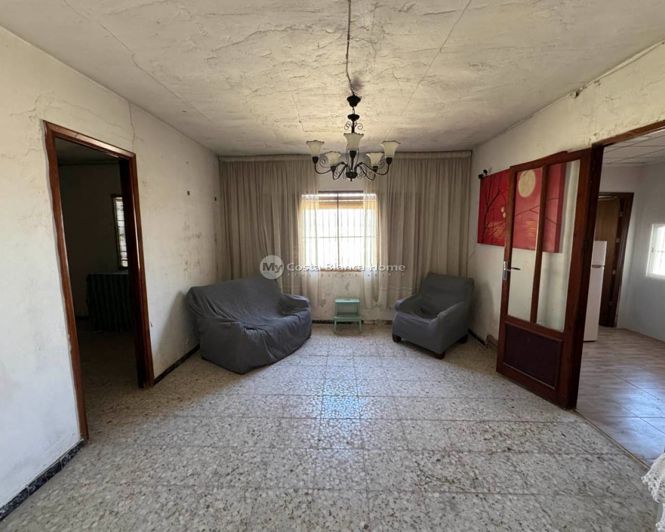 Image No.1-3 Bed Townhouse for sale