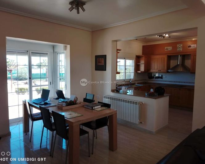 Image No.22-4 Bed Country House for sale