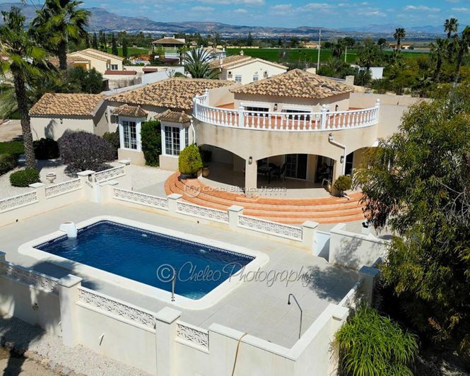 Image No.36-4 Bed Country House for sale