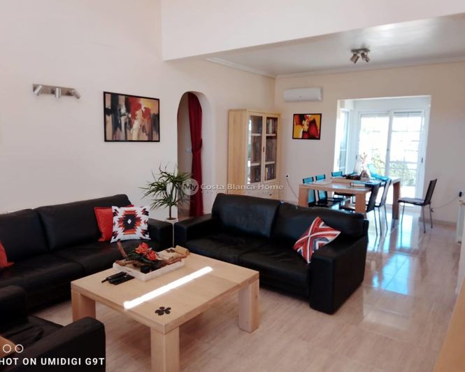 Image No.5-4 Bed Country House for sale