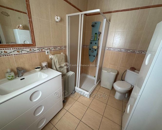 Image No.9-5 Bed Country House for sale