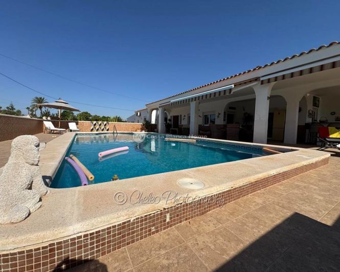 Image No.2-Villa de 4 chambres à vendre à Catral