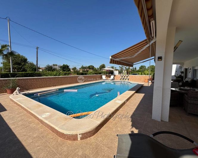 Image No.47-Villa de 4 chambres à vendre à Catral