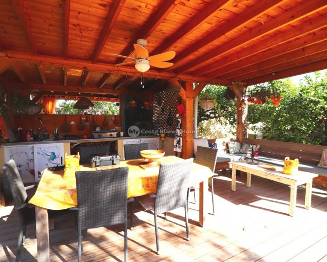 Image No.20-3 Bed Country House for sale