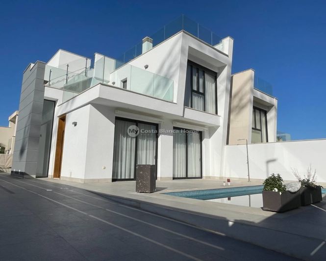 Image No.1-3 Bed Villa for sale