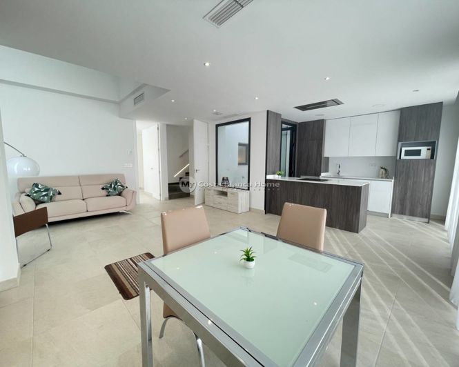 Image No.2-3 Bed Villa for sale