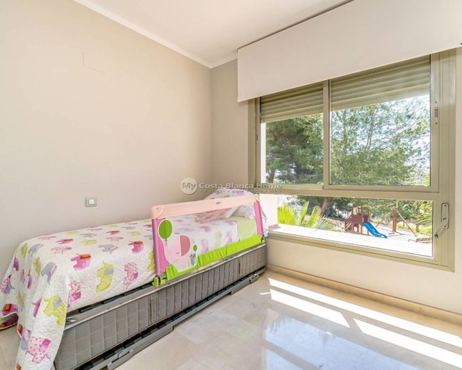 Image No.14-3 Bed Apartment for sale