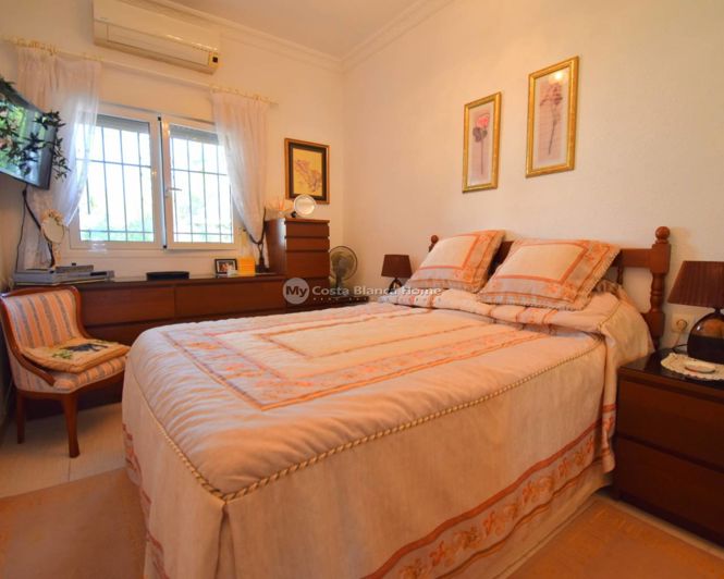 Image No.11-3 Bed Villa for sale