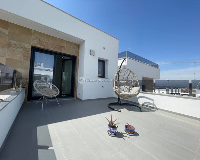 Image No.10-3 Bed Villa for sale