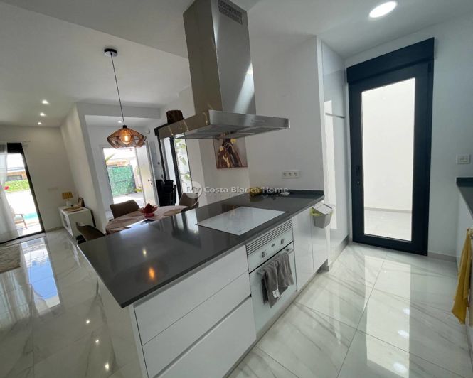 Image No.17-3 Bed Villa for sale