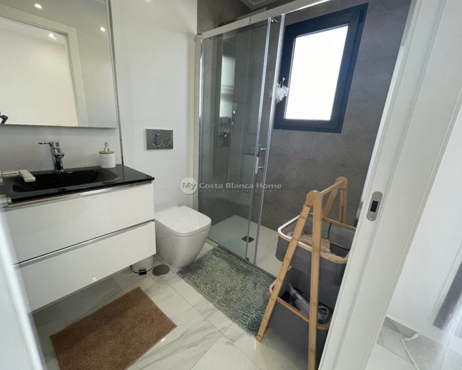 Image No.35-3 Bed Villa for sale