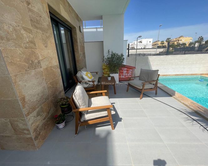 Image No.43-3 Bed Villa for sale