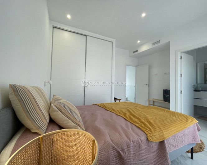 Image No.7-3 Bed Villa for sale