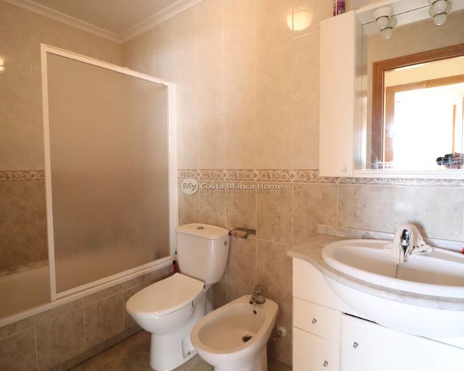 Image No.8-2 Bed Apartment for sale