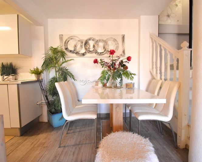 Image No.17-4 Bed Villa for sale