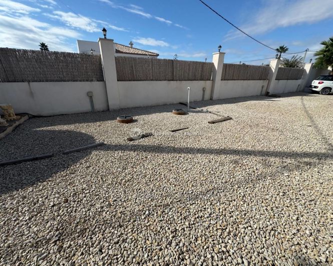 Image No.25-3 Bed Country House for sale