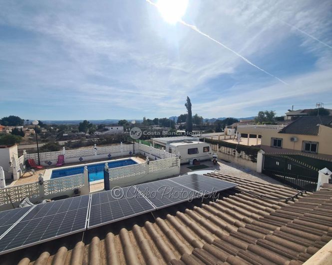 Image No.40-3 Bed Country House for sale